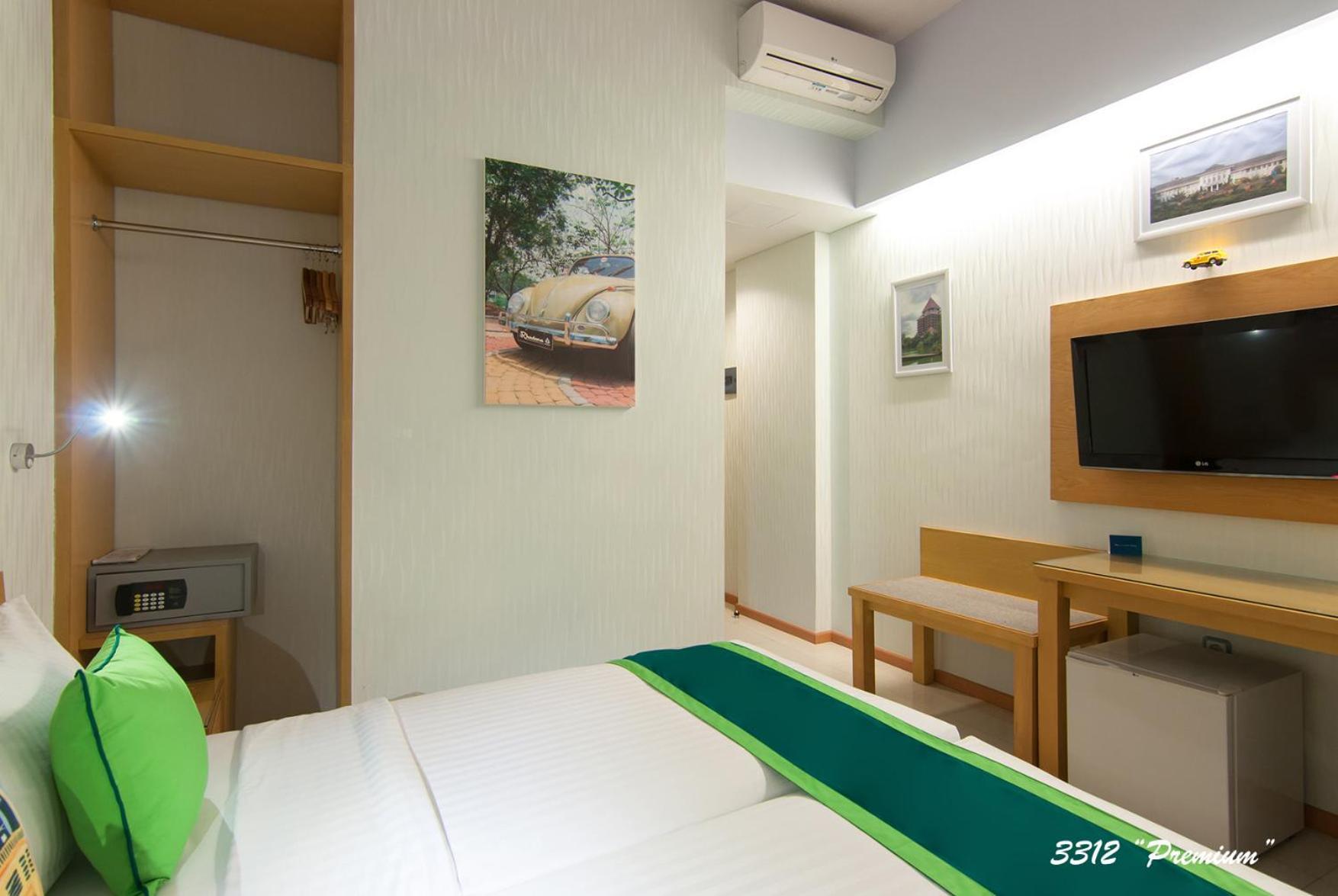 Hotel Rhadana